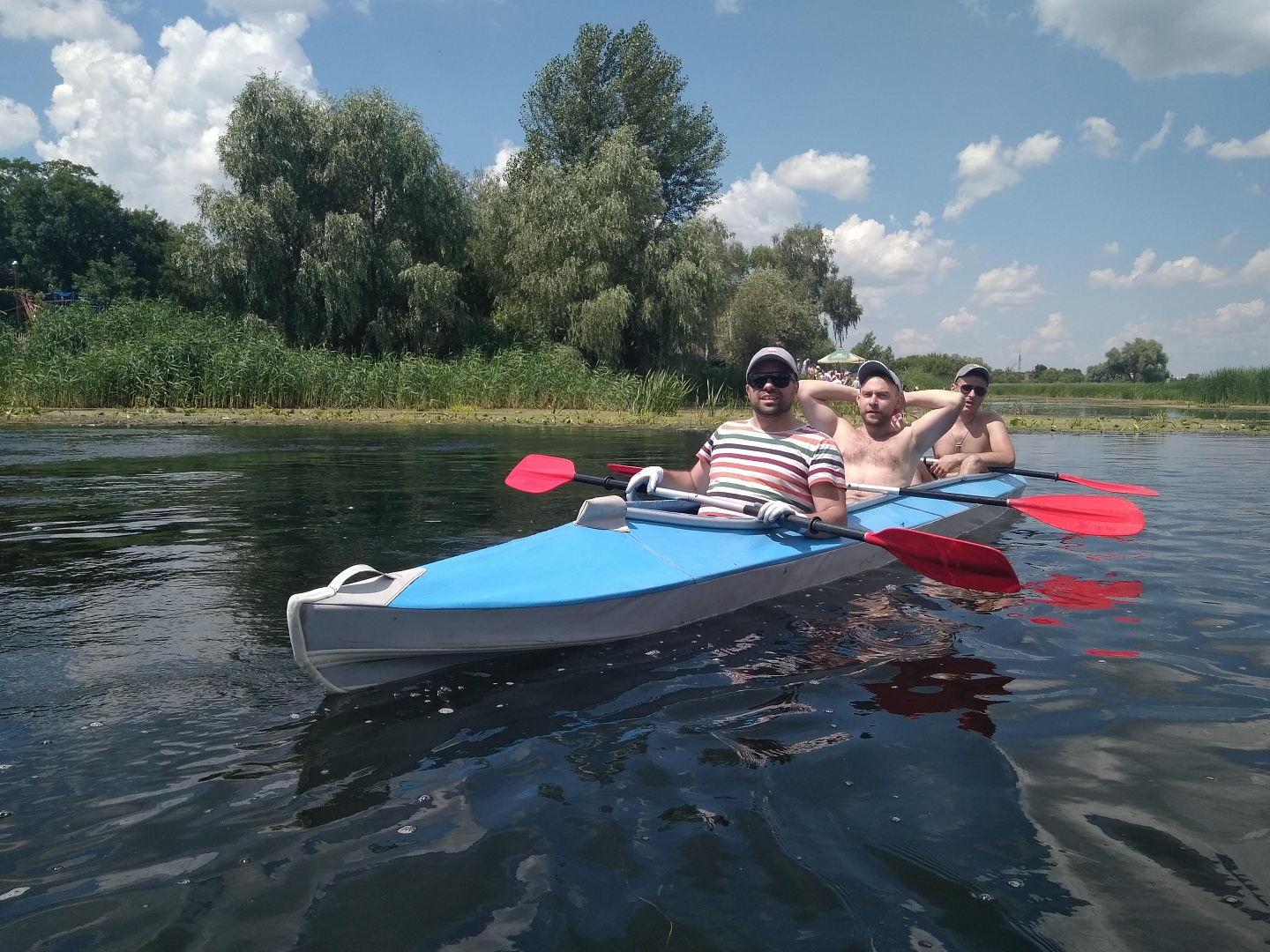 Сплав на байдарках - лучшая возможность отдохнуть телом и душой, набраться ярких впечатлений и поверить в себя.