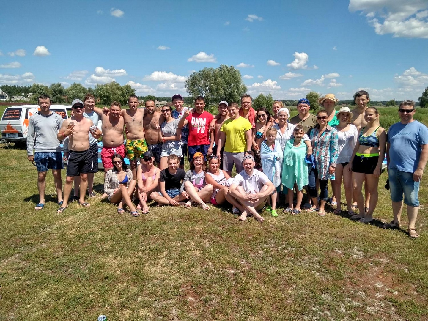 Сплав на байдарках - лучшая возможность отдохнуть телом и душой, набраться ярких впечатлений и поверить в себя.